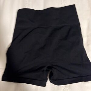 Scrunch Butt Gym Shorts — Black (Small)